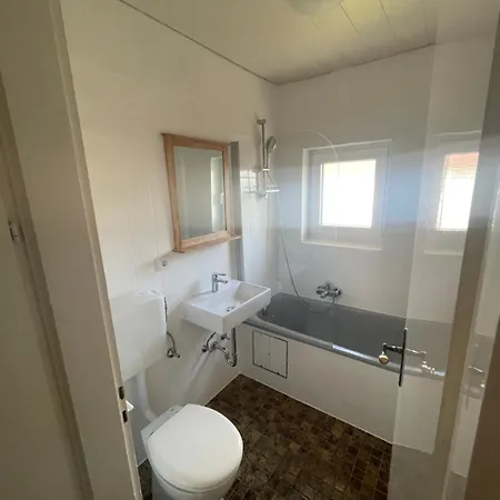 Monteurzimmer 4 Personen Appartamento Karlsruhe