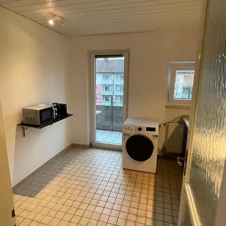 Monteurzimmer 4 Personen *